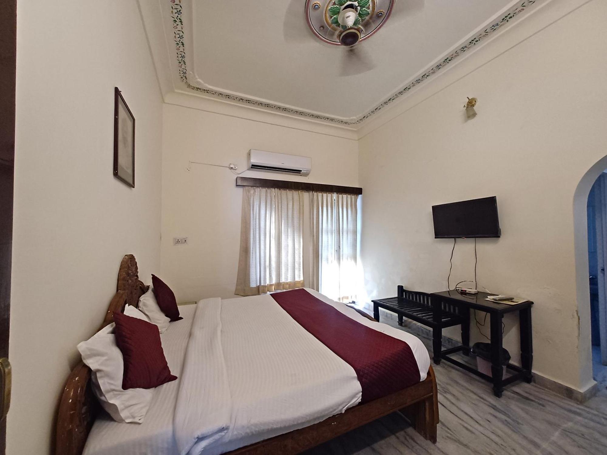 Hotel Green Haveli - A Heritage And Hill View Hotel , Pushkar Ngoại thất bức ảnh